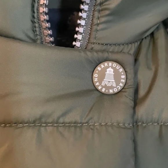 BARBOUR Winterton Water Resistant Hooded Quilted Coat with Faux Fur Trim SZ 4 - Picture 6 of 7